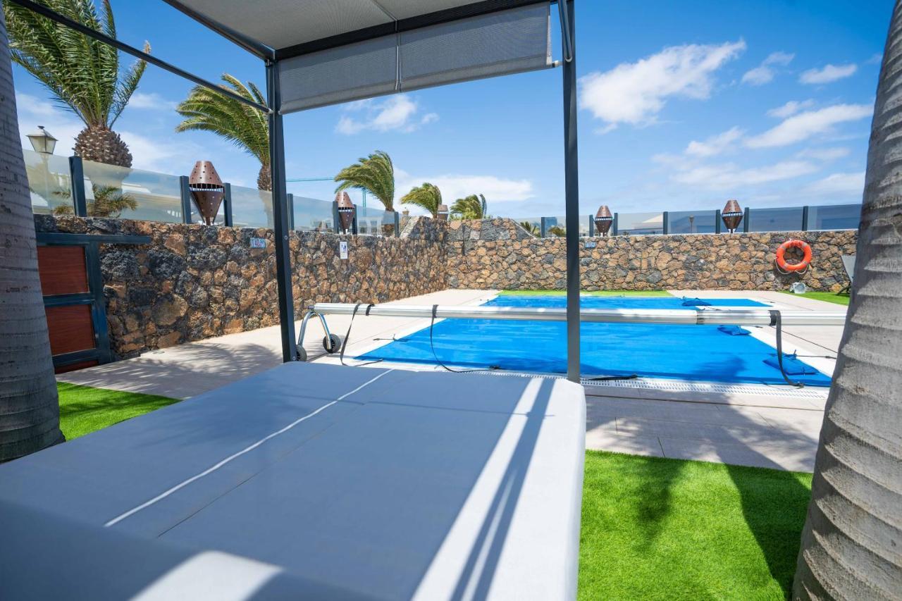 Sea Breeze Villas Lapa And Claca Playa Blanca  Zewnętrze zdjęcie