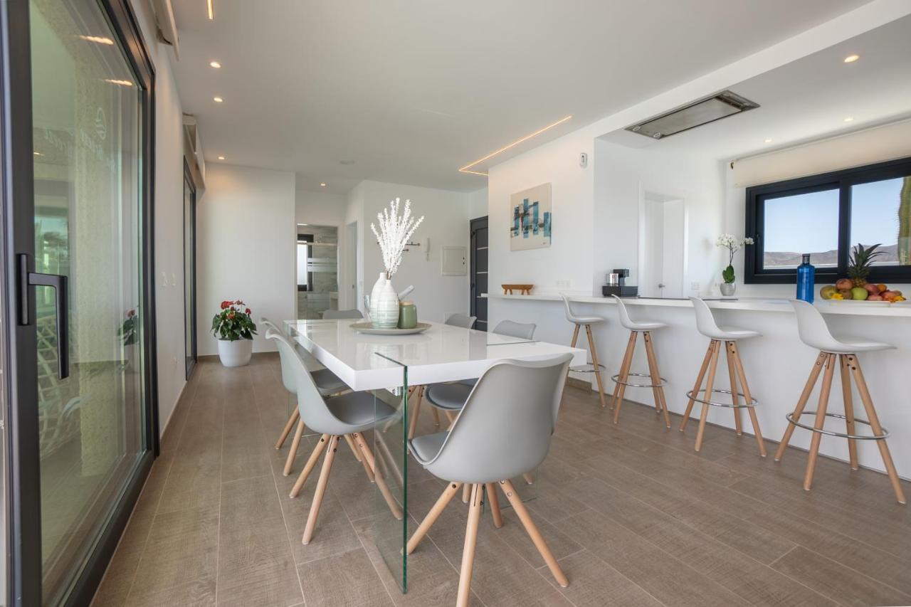 Sea Breeze Villas Lapa And Claca Playa Blanca  Zewnętrze zdjęcie
