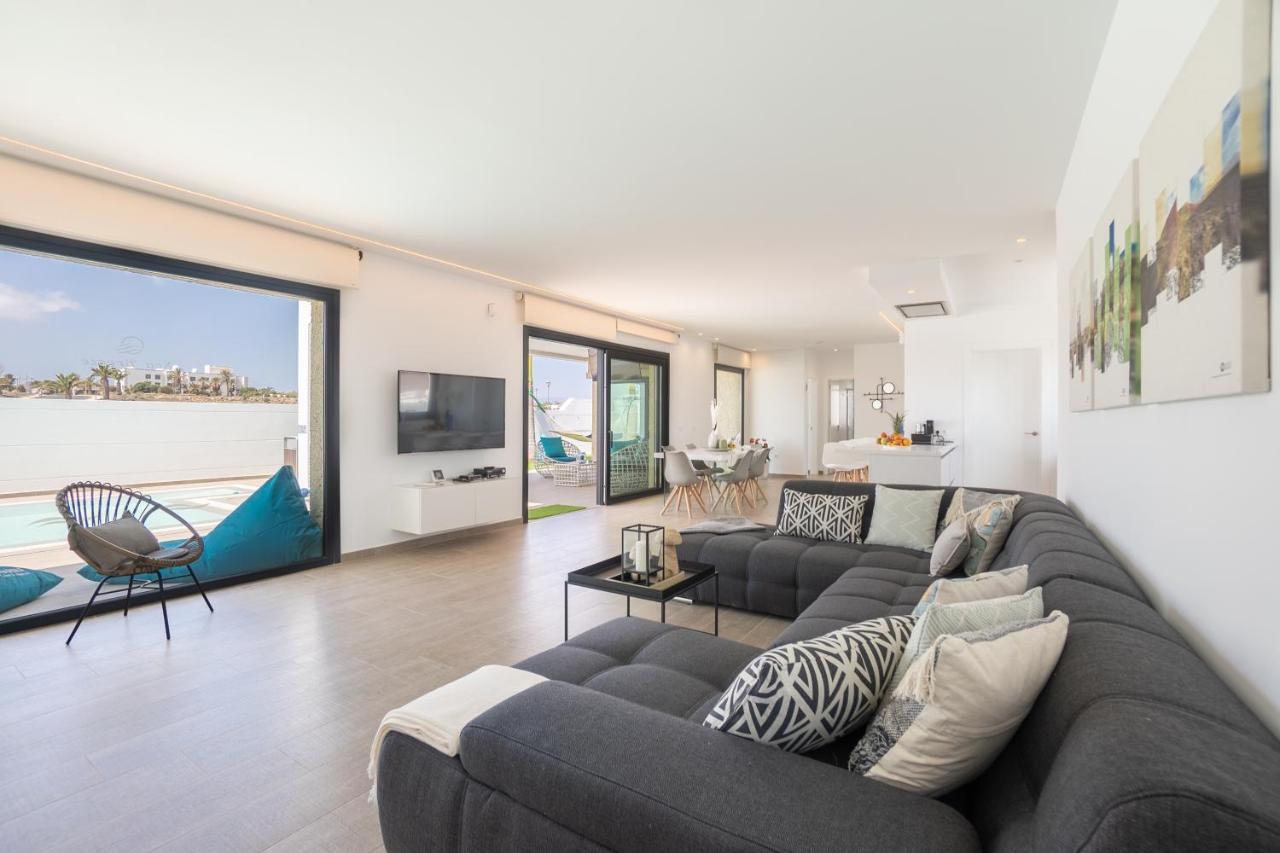 Sea Breeze Villas Lapa And Claca Playa Blanca  Zewnętrze zdjęcie
