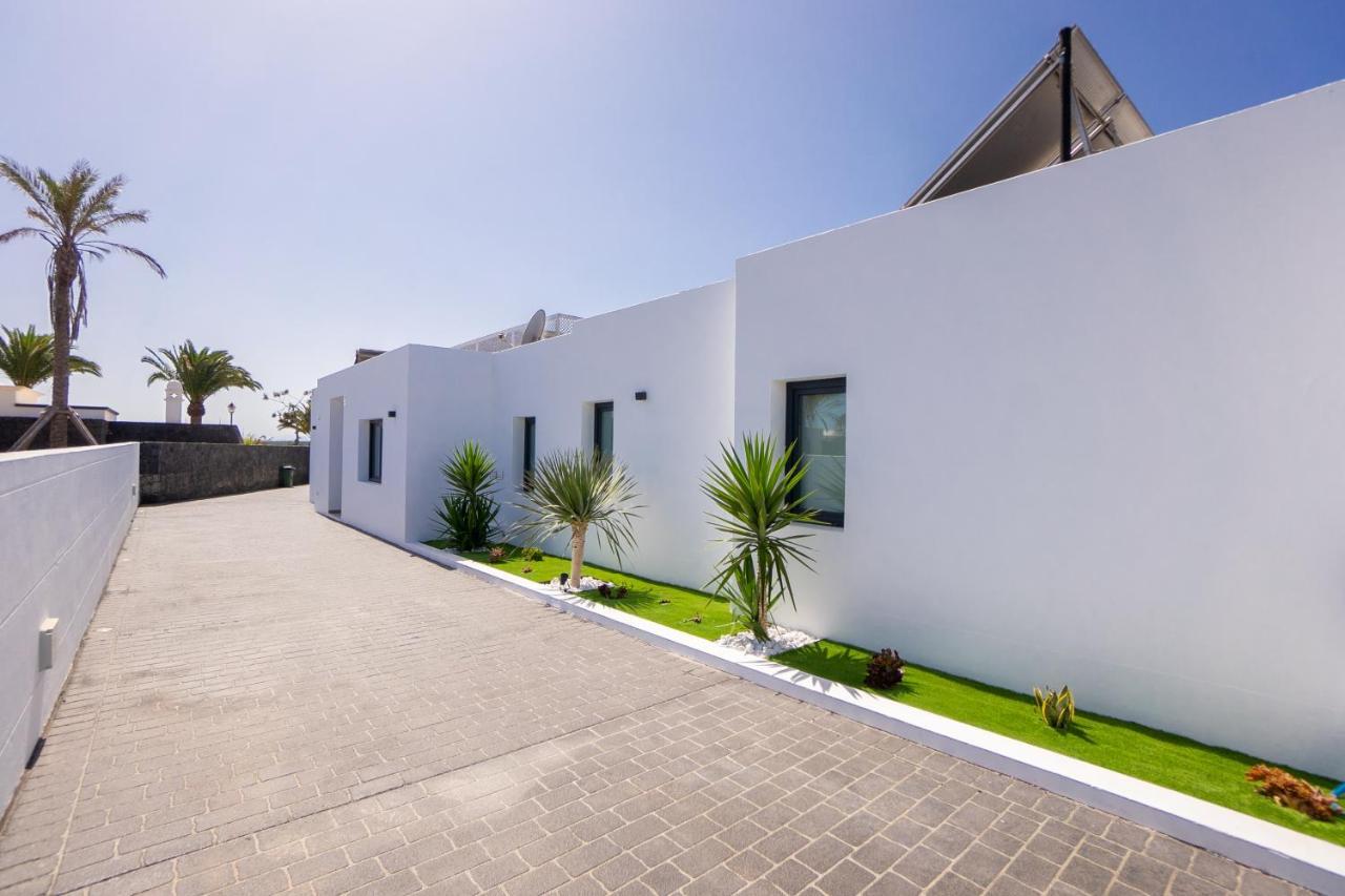Sea Breeze Villas Lapa And Claca Playa Blanca  Zewnętrze zdjęcie